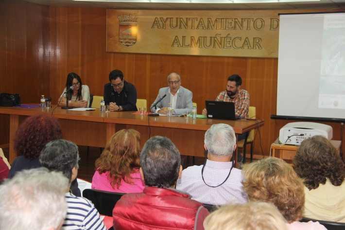 La historia de Almucar y La Costa Tropical a travs de sus vestigios arqueolgicos, hilo conductor de las jornadas que se celebran esta semana en la Casa de la Cultura.